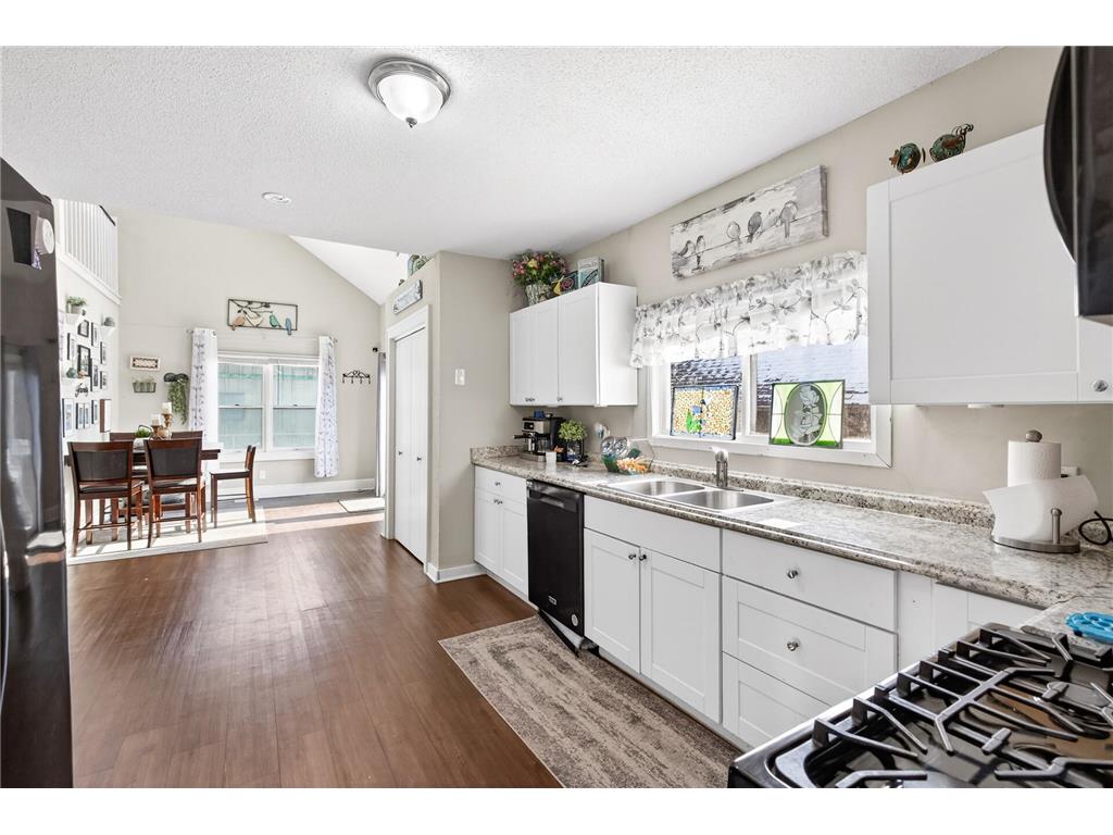 125 N Cedar Street Belle Plaine MN 56011 7011938 image10