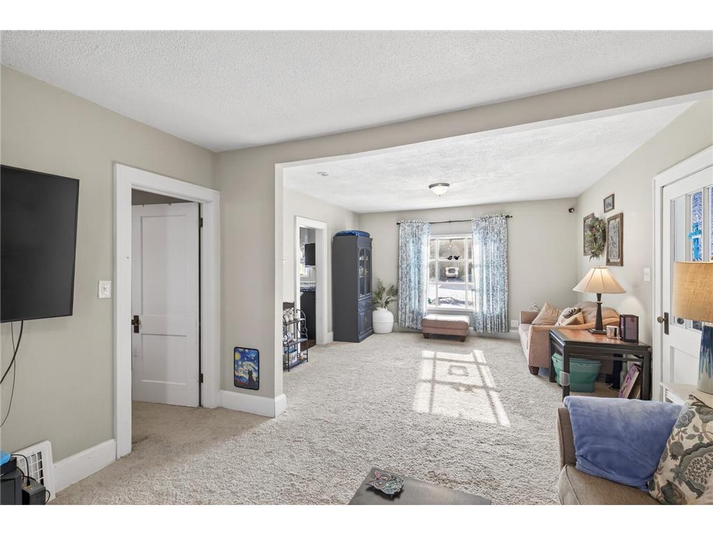 125 N Cedar Street Belle Plaine MN 56011 7011938 image8