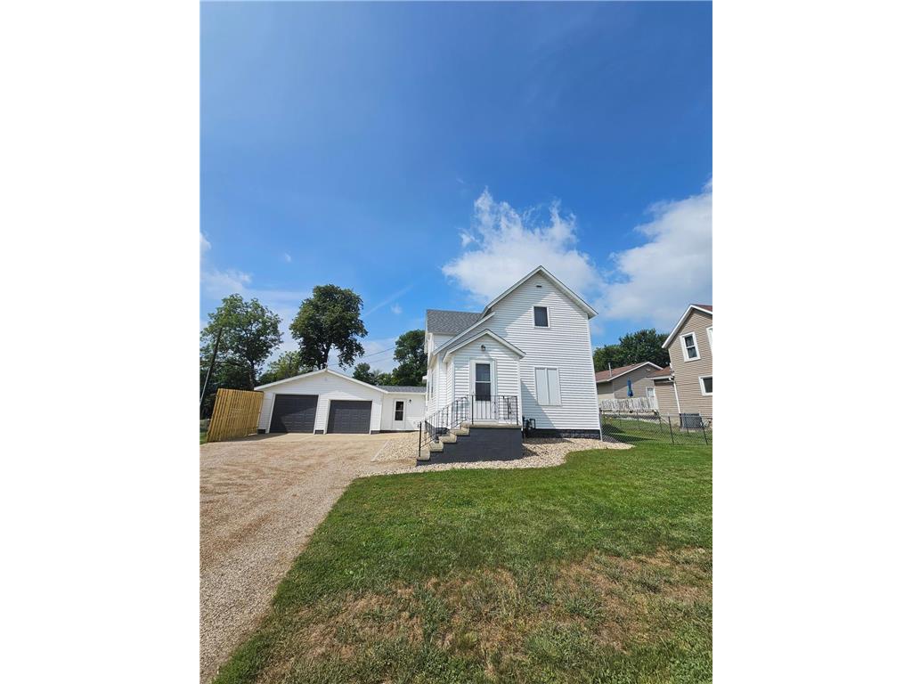 125 N Stenstrum Avenue Dunnell MN 56127 6783251 image1