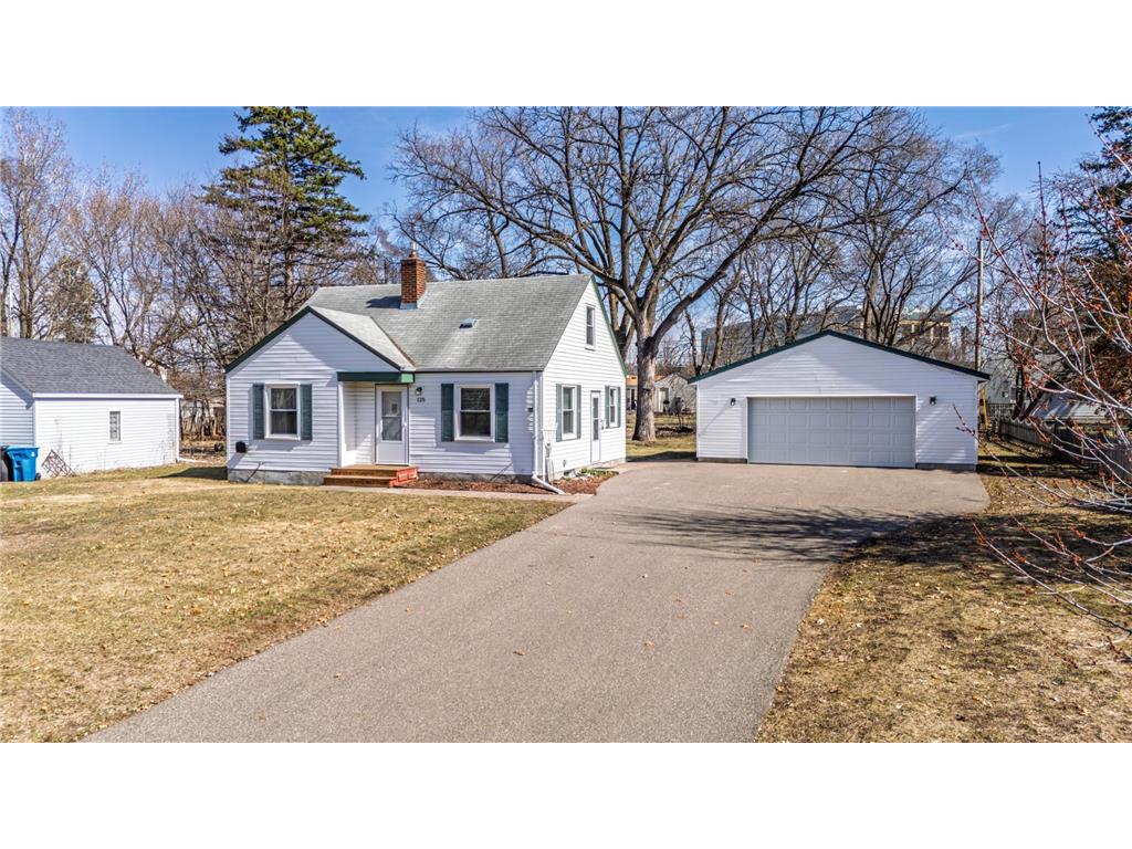 125 Ridgewood Drive Hopkins MN 55343 7043094 image1