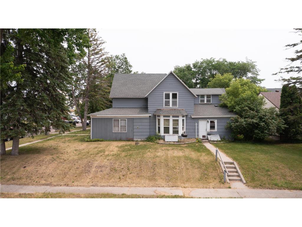 125 W Alcott Avenue Fergus Falls MN 56537 6382962 image1
