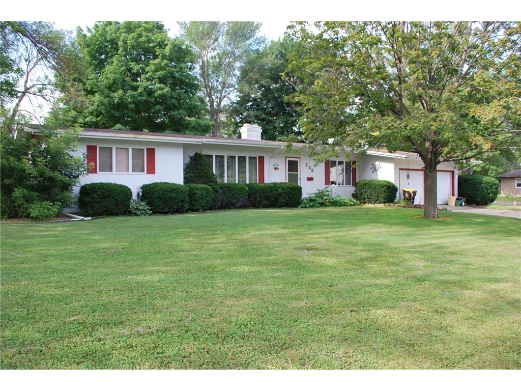 125 W Christina Street, Fairmont, MN, 56031 MLS 6410845 Edina Realty