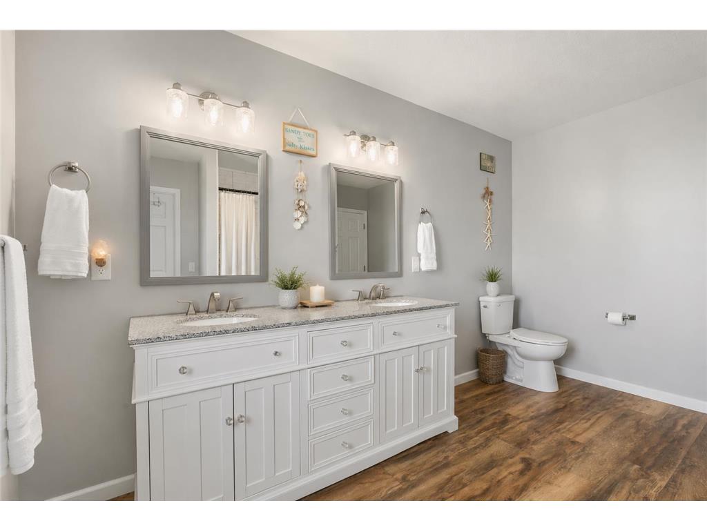 125 W Church Street Belle Plaine MN 56011 7084162 image10