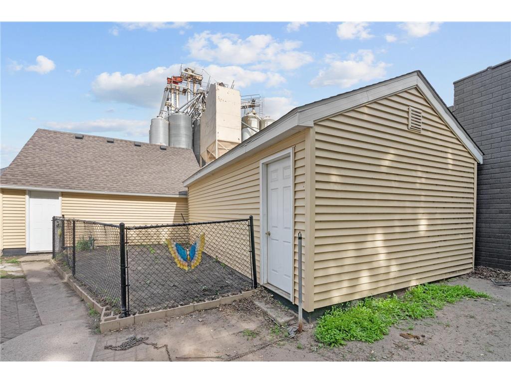 125 W Church Street Belle Plaine MN 56011 7084162 image20