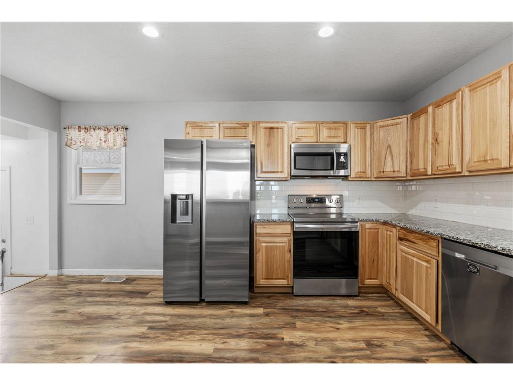 125 W Church Street Belle Plaine MN 56011 7084162 image4