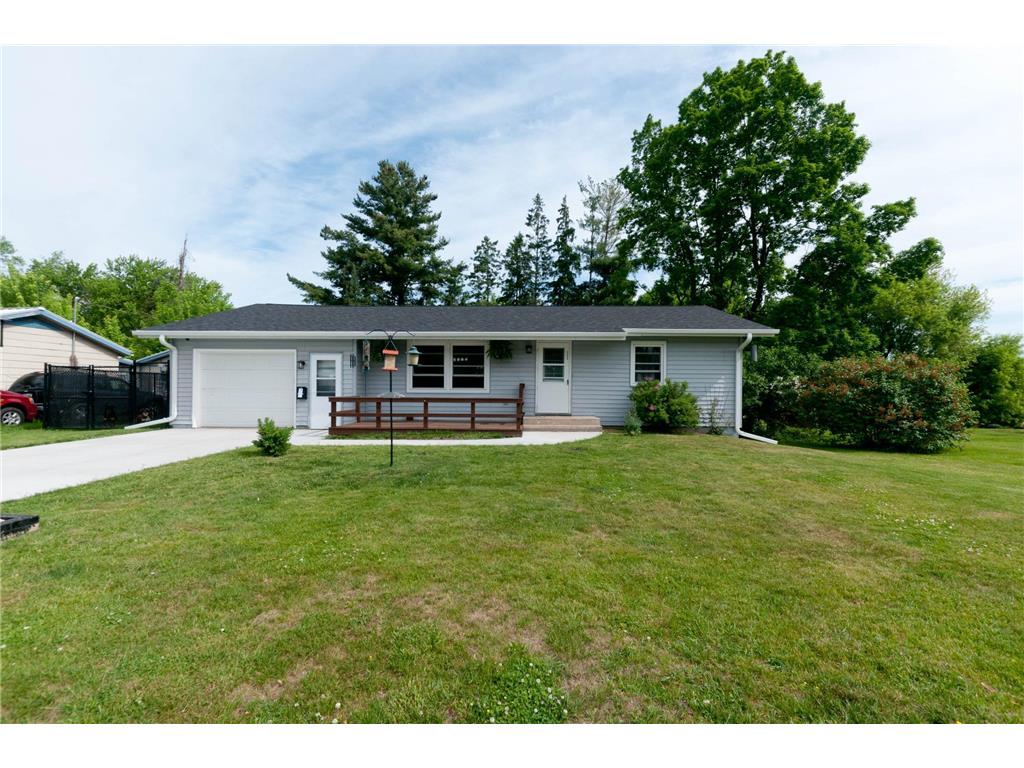 125 W Monroe Avenue Barron WI 54812 7085352 image1