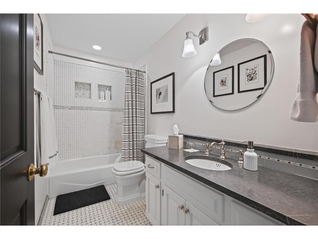 125 Wildwood Bay Drive Mahtomedi MN 55115 7050760 image35