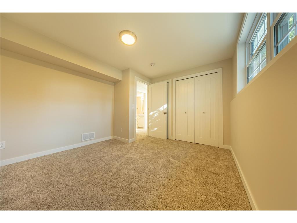 1250 13th Street NW New Brighton MN 55112 - Long Lake 7016034 image32