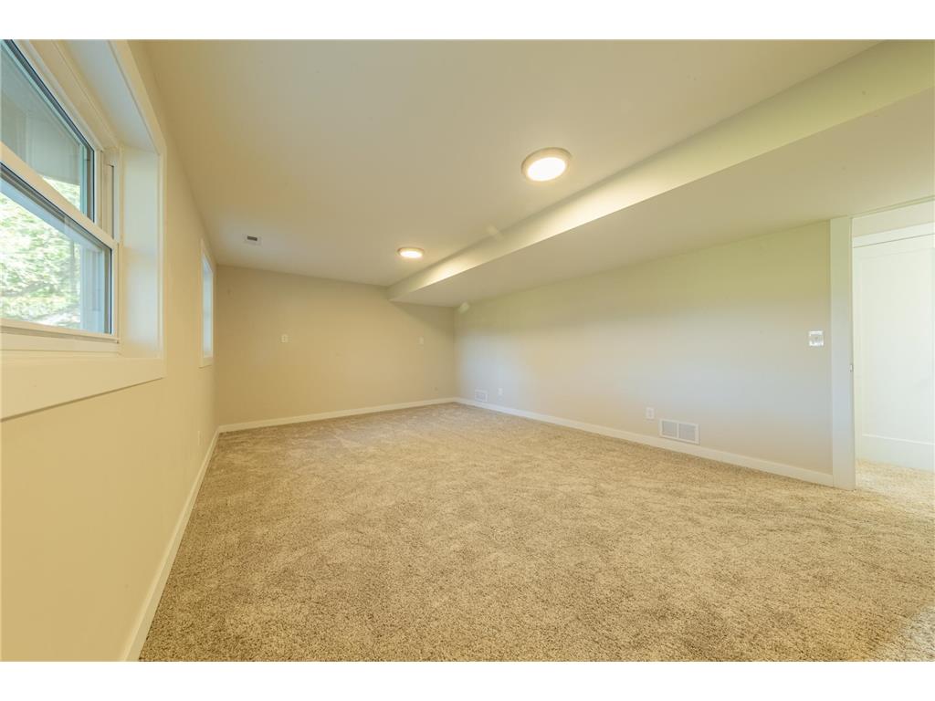 1250 13th Street NW New Brighton MN 55112 - Long Lake 7016034 image37