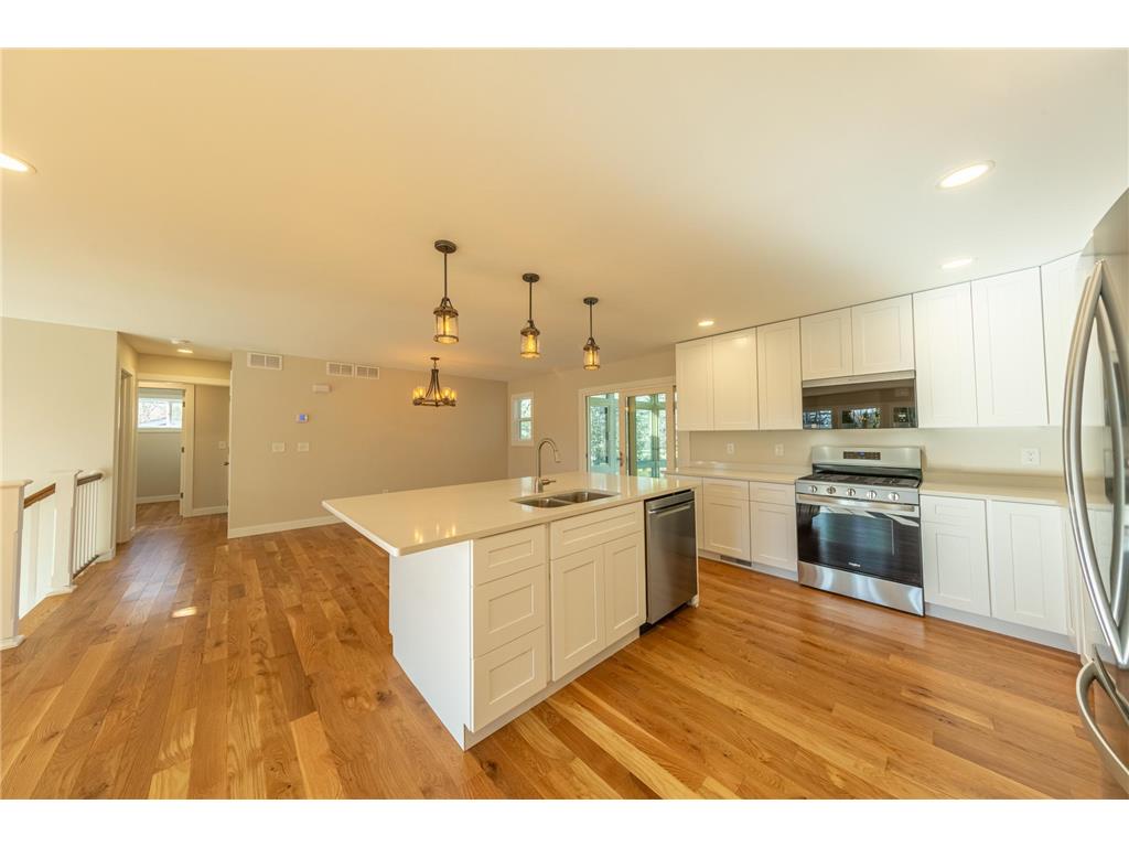 1250 13th Street NW New Brighton MN 55112 - Long Lake 7016034 image5