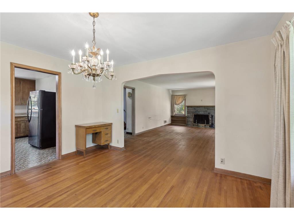 1250 Cliff Road, Eagan, MN, 55123 MLS 6550590 Edina Realty