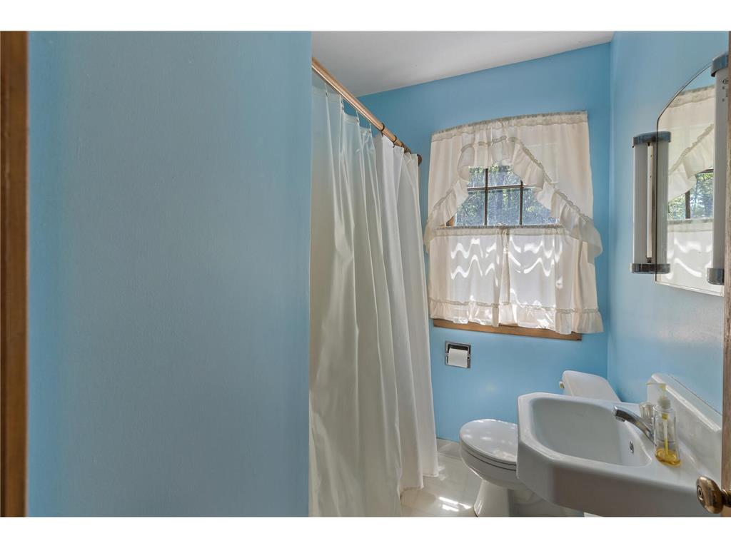 1250 Cliff Road, Eagan, MN, 55123 MLS 6550590 Edina Realty