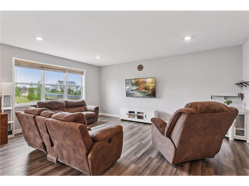 1250 Maple Lane Carver MN 55315 6782546 image17