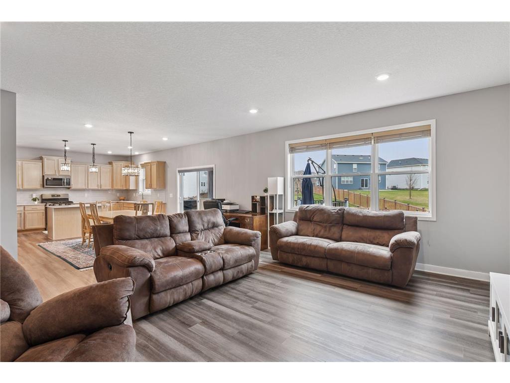 1250 Maple Lane Carver MN 55315 6782546 image18