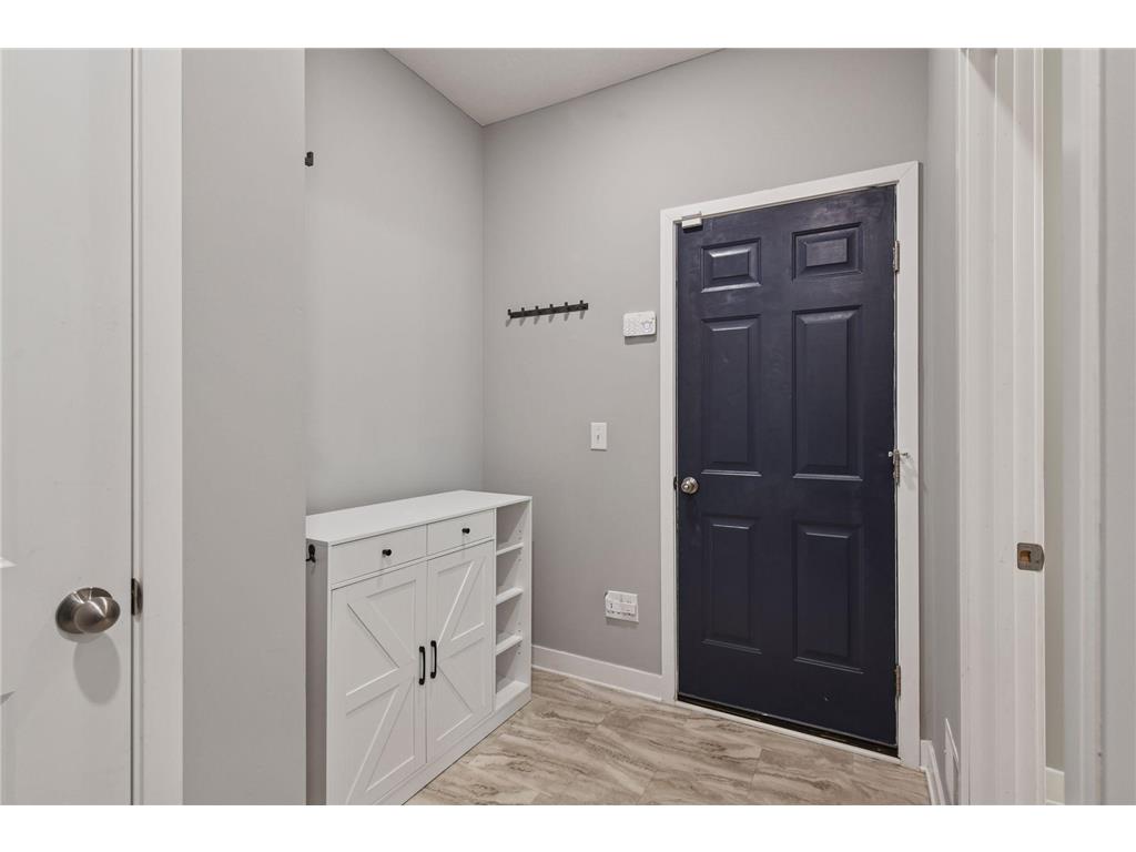 1250 Maple Lane Carver MN 55315 6782546 image25