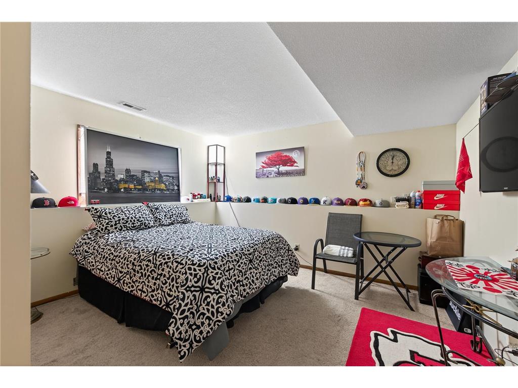 1250 Norton Avenue NE Fridley MN 55432 6816909 image18