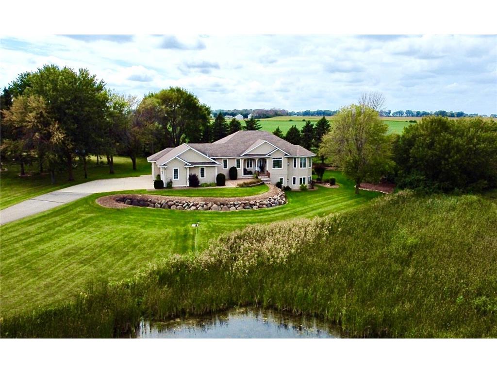 1250 S Crailsheim Road Worthington MN 56187 7069511 image1