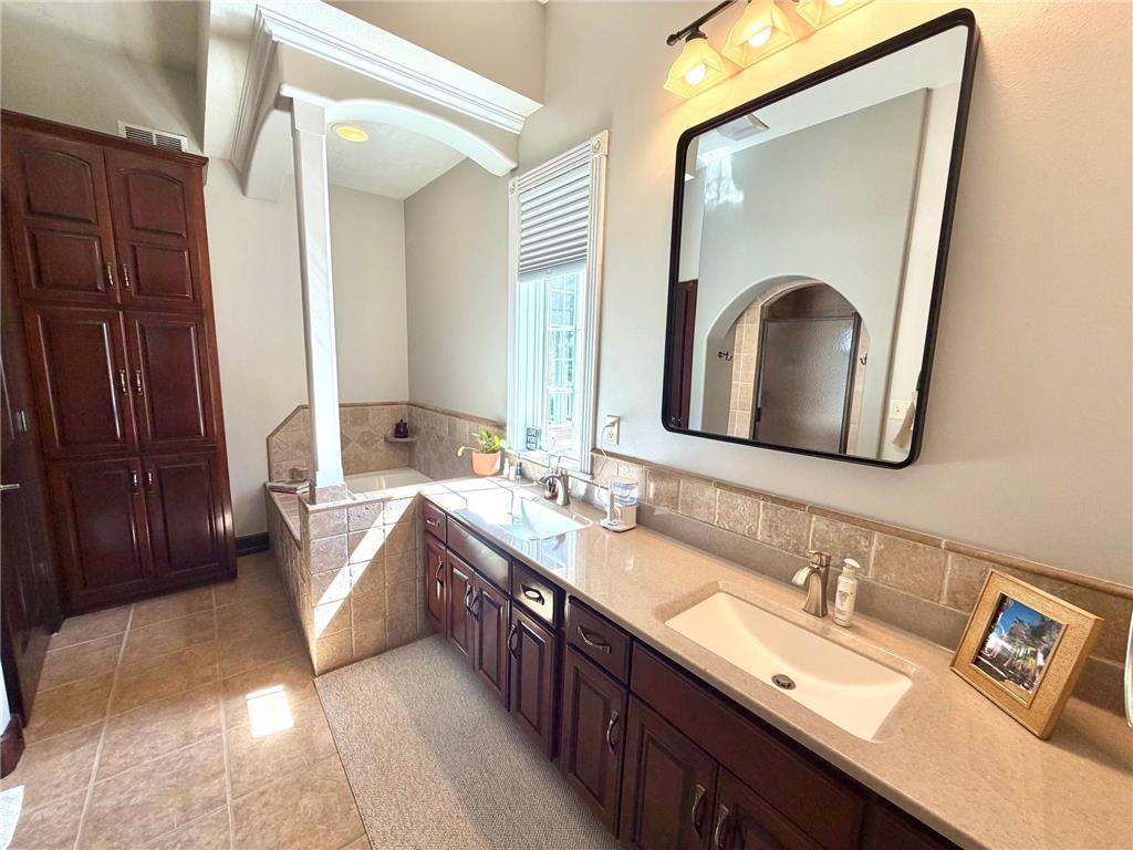 1250 S Crailsheim Road Worthington MN 56187 7069511 image27