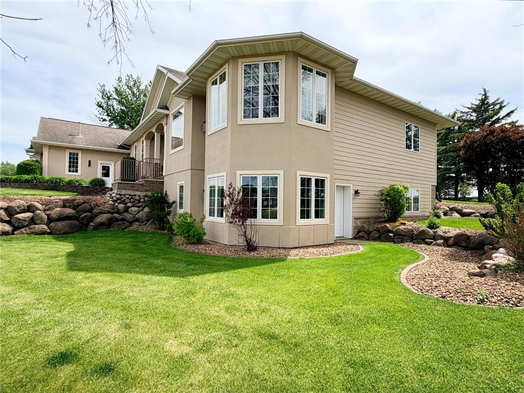 1250 S Crailsheim Road Worthington MN 56187 7069511 image3