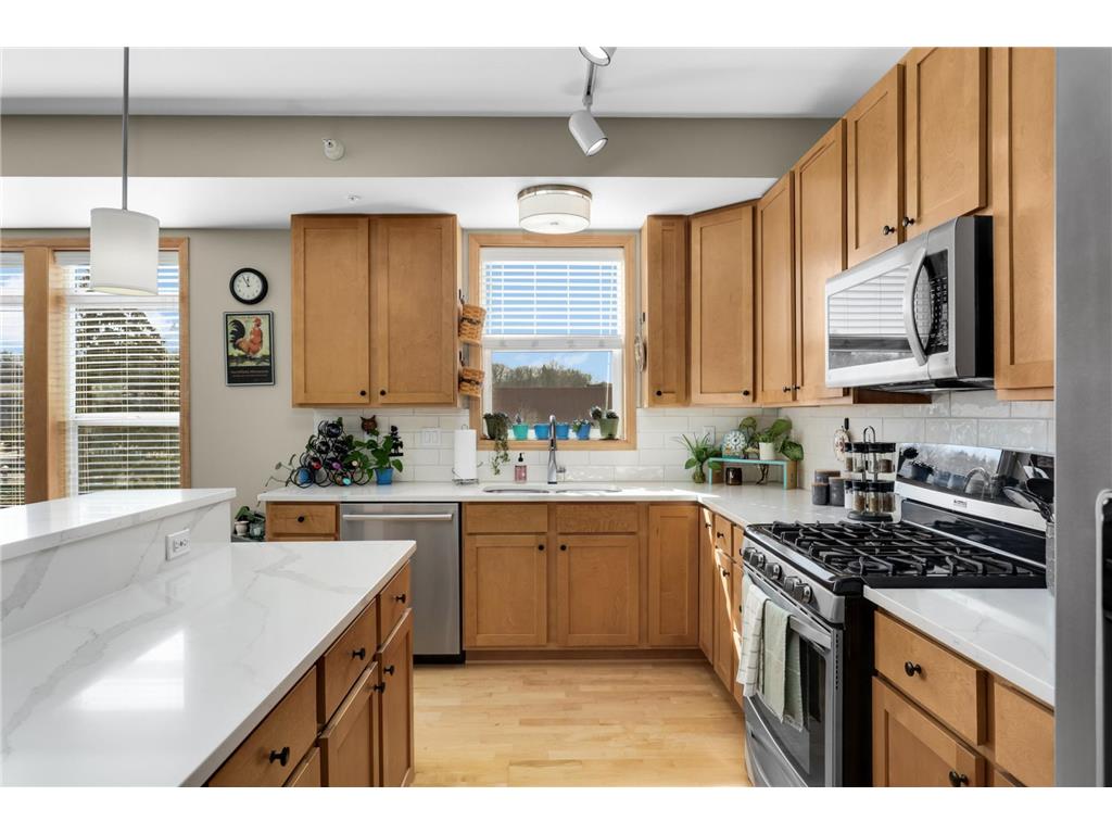 12501 Nicollet Avenue #401 Burnsville MN 55337 7032018 image10