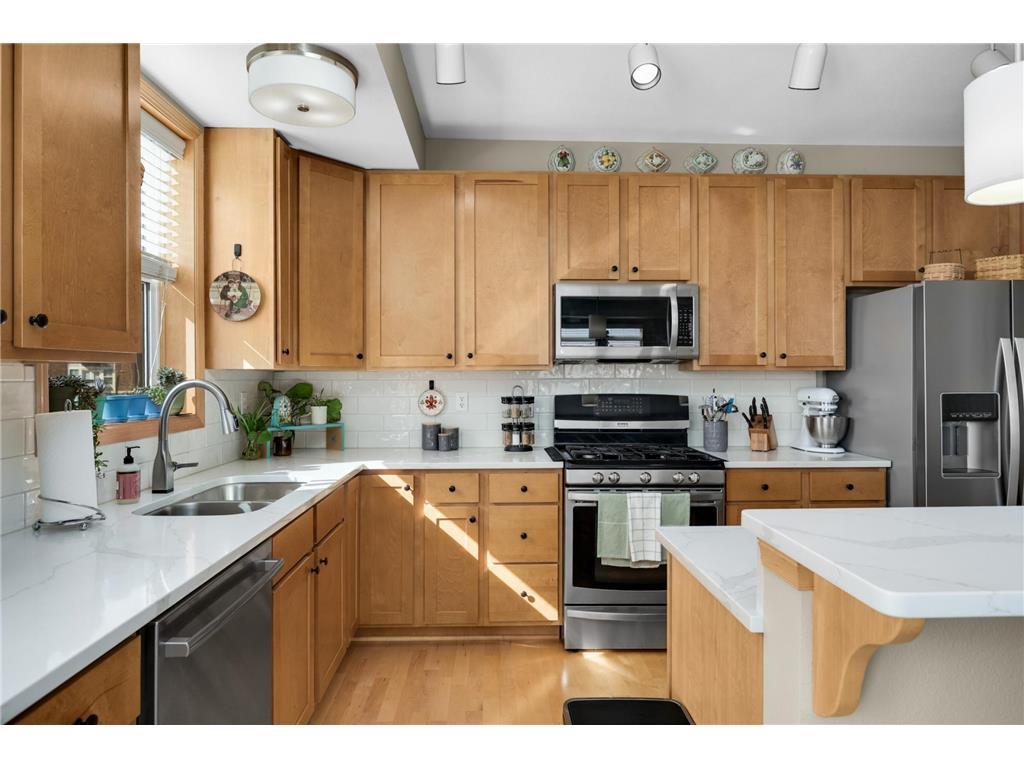 12501 Nicollet Avenue #401 Burnsville MN 55337 7032018 image13