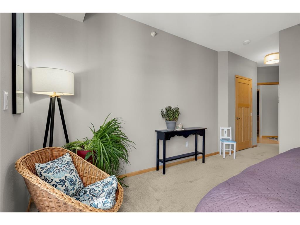 12501 Nicollet Avenue #401 Burnsville MN 55337 7032018 image16