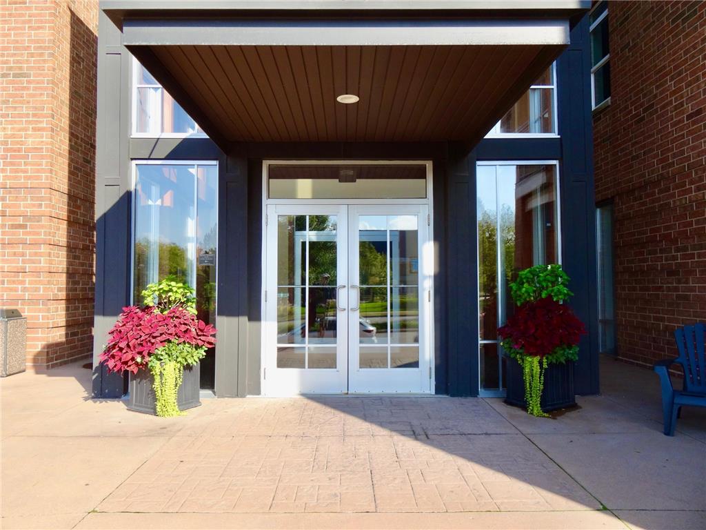 12501 Nicollet Avenue #401 Burnsville MN 55337 7032018 image4