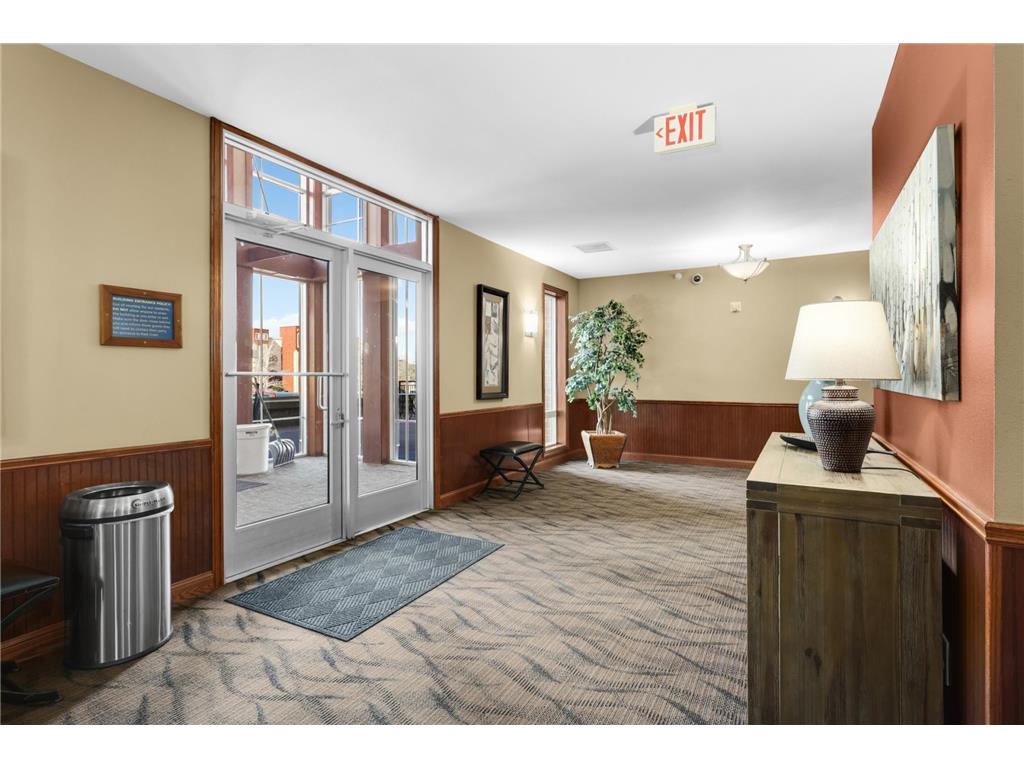 12501 Nicollet Avenue #401 Burnsville MN 55337 7032018 image5