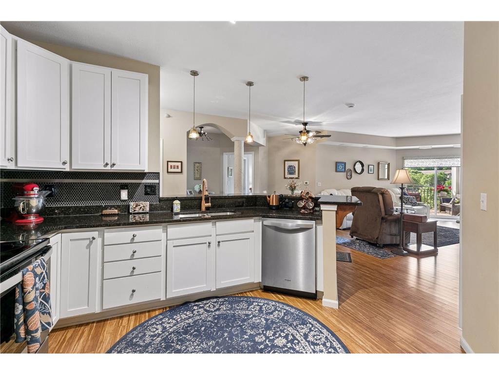 12501 Nicollet Avenue #409 Burnsville MN 55337 7081751 image10