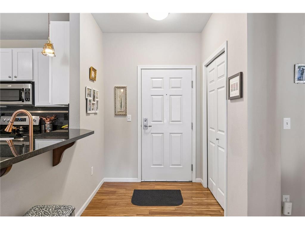12501 Nicollet Avenue #409 Burnsville MN 55337 7081751 image4