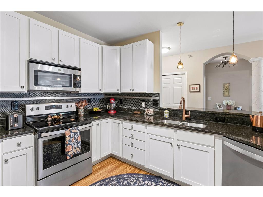 12501 Nicollet Avenue #409 Burnsville MN 55337 7081751 image8