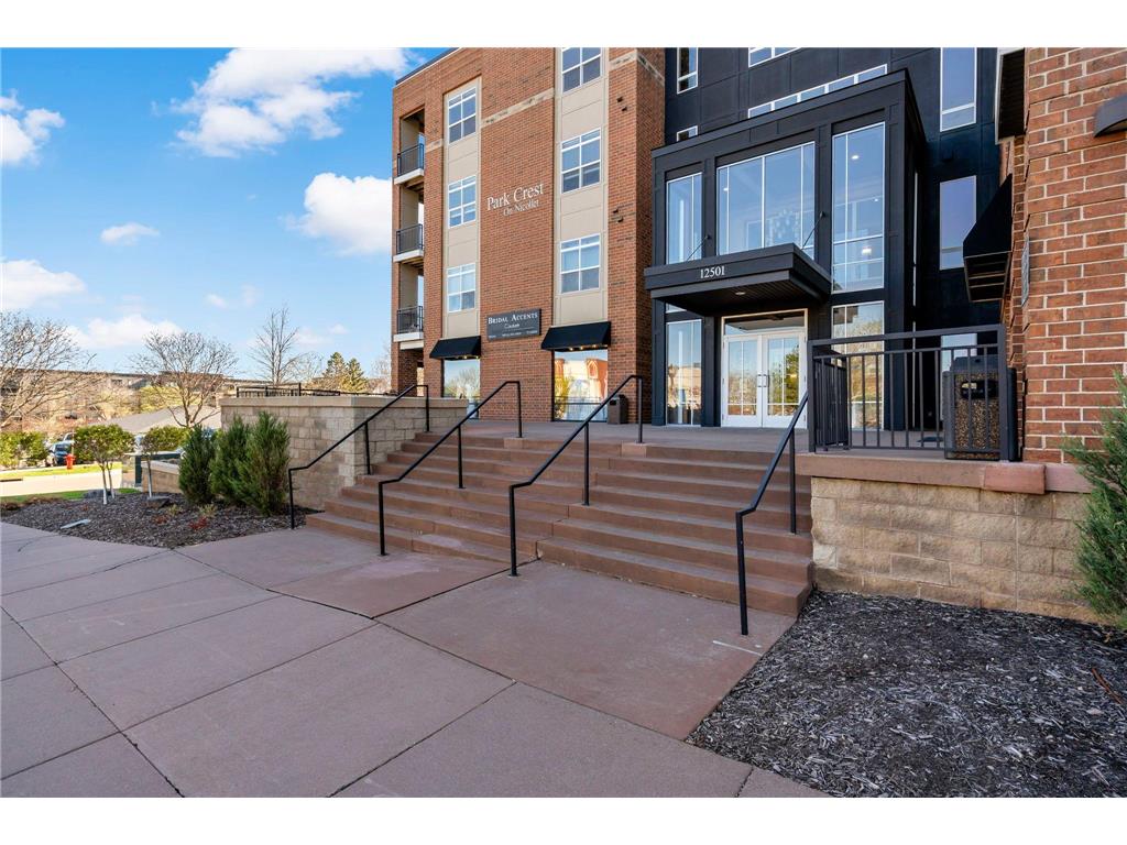 12501 Nicollet Avenue #417 Burnsville MN 55337 7044802 image3