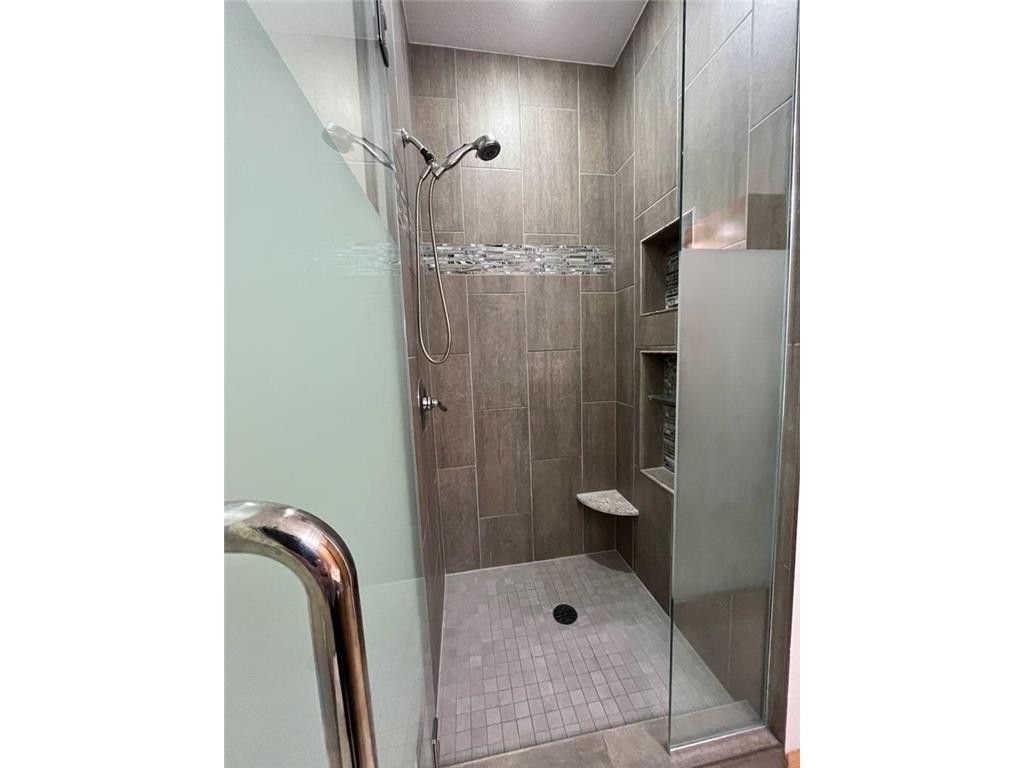 12501 Nicollet Avenue #423 Burnsville MN 55337 6780787 image12