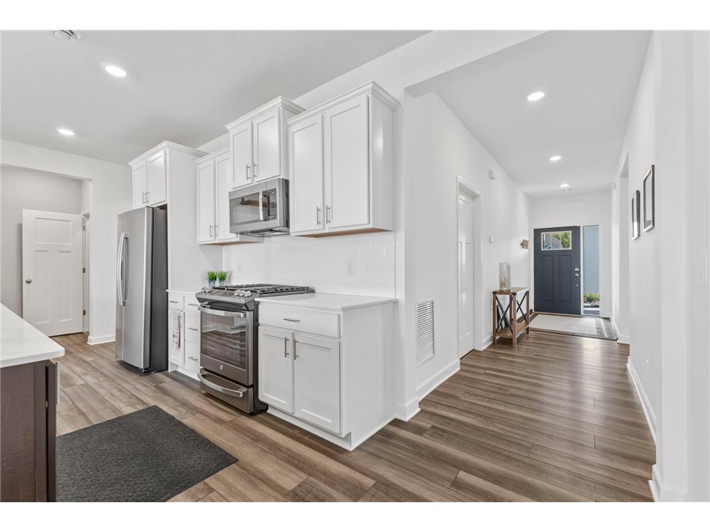 12503 Waterside Court Rogers MN 55374 6797378 image8