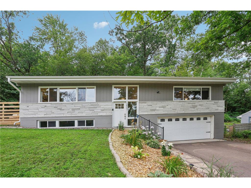 12507 11th Avenue N Plymouth MN 55441 6575689 image1