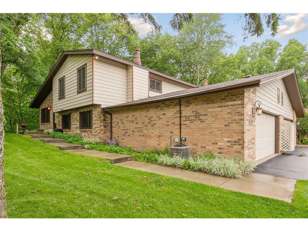 1251 Archer Lane N Plymouth MN 55447 - Gleason Lake 6615395 image1