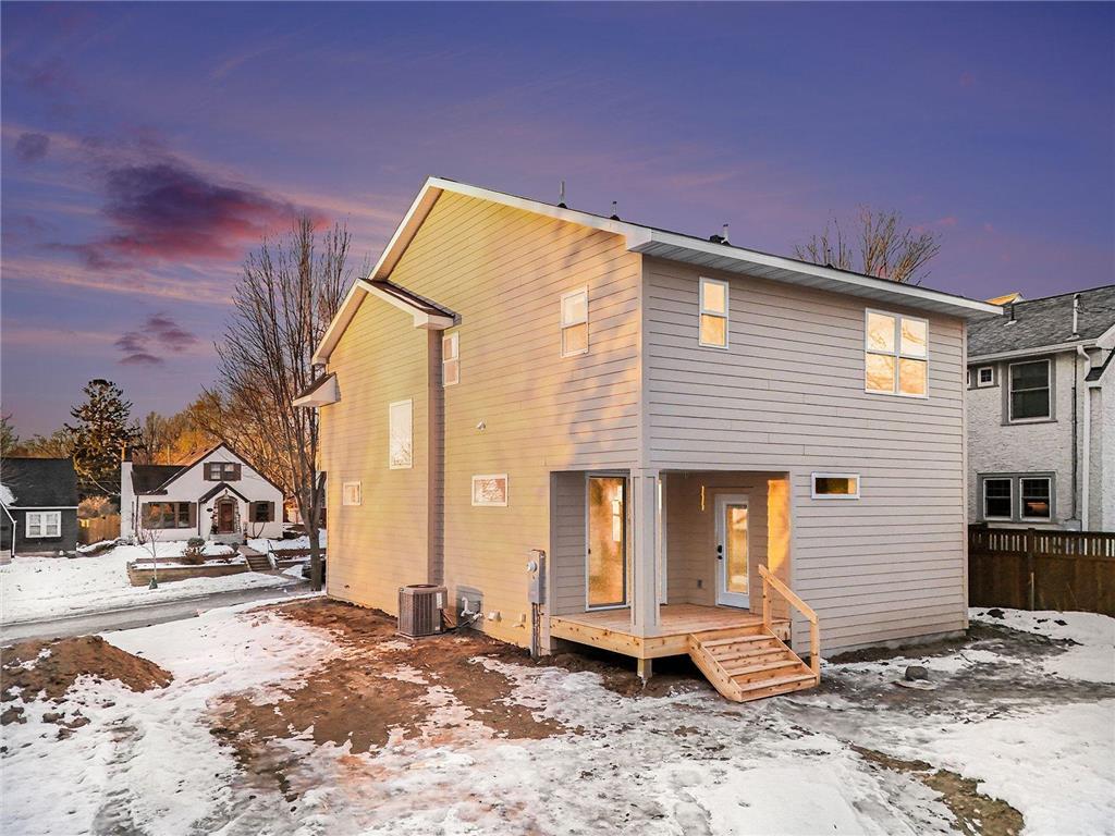 1251 Bayard Avenue Saint Paul MN 55116 7031168 image6