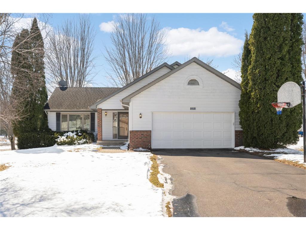1251 Lake Susan Hills Drive Chanhassen MN 55317 6823521 image1