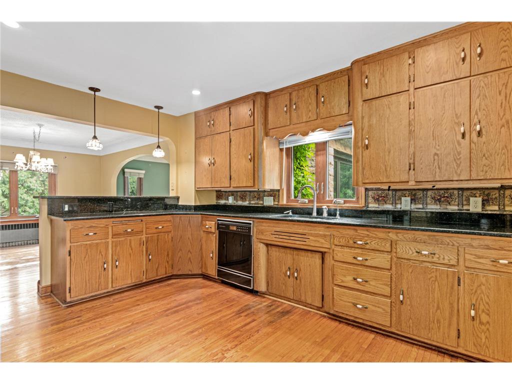 1251 MacArthur Avenue West Saint Paul MN 55118 6781500 image4