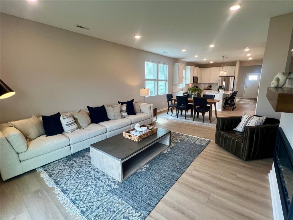 12515 Erskin Street NE Blaine MN 55449 6784029 image1