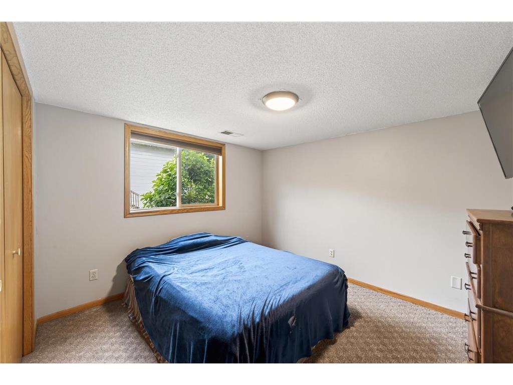 12515 Hummingbird Street NW Coon Rapids MN 55448 7078373 image16