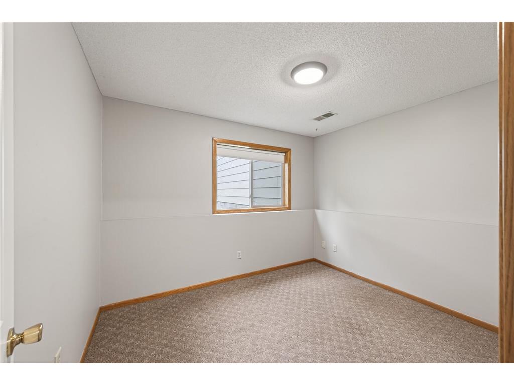 12515 Hummingbird Street NW Coon Rapids MN 55448 7078373 image18