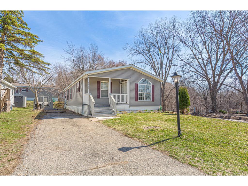 12516 Garland Avenue Apple Valley MN 55124 7047097 image1