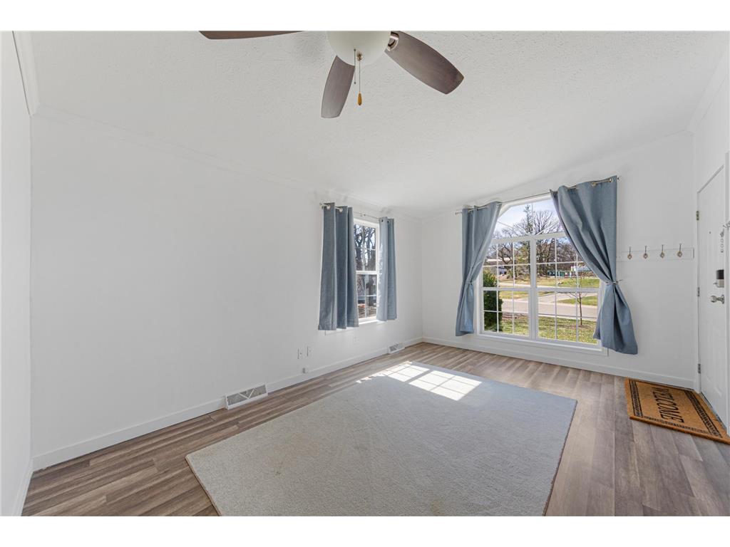 12516 Garland Avenue Apple Valley MN 55124 7047097 image7