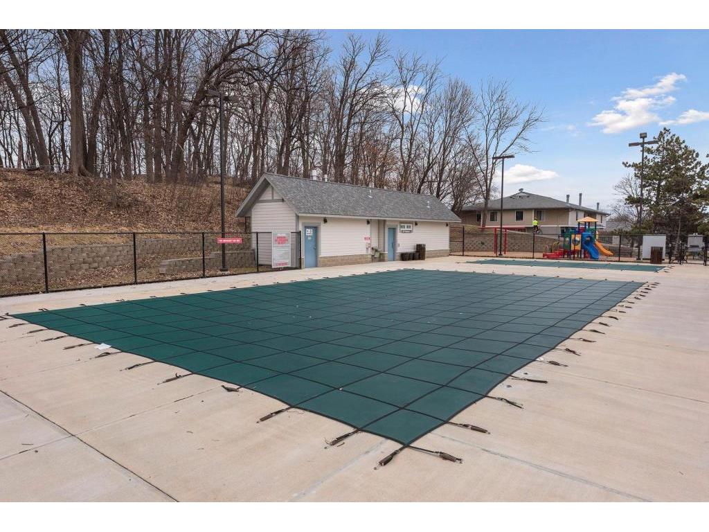 1252 Trailwood S Hopkins MN 55343 6763043 image20