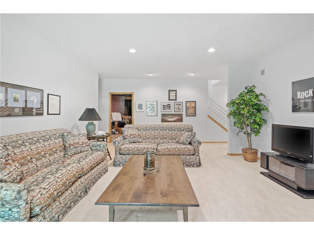 12525 42nd Avenue N Plymouth MN 55441 7083714 image37