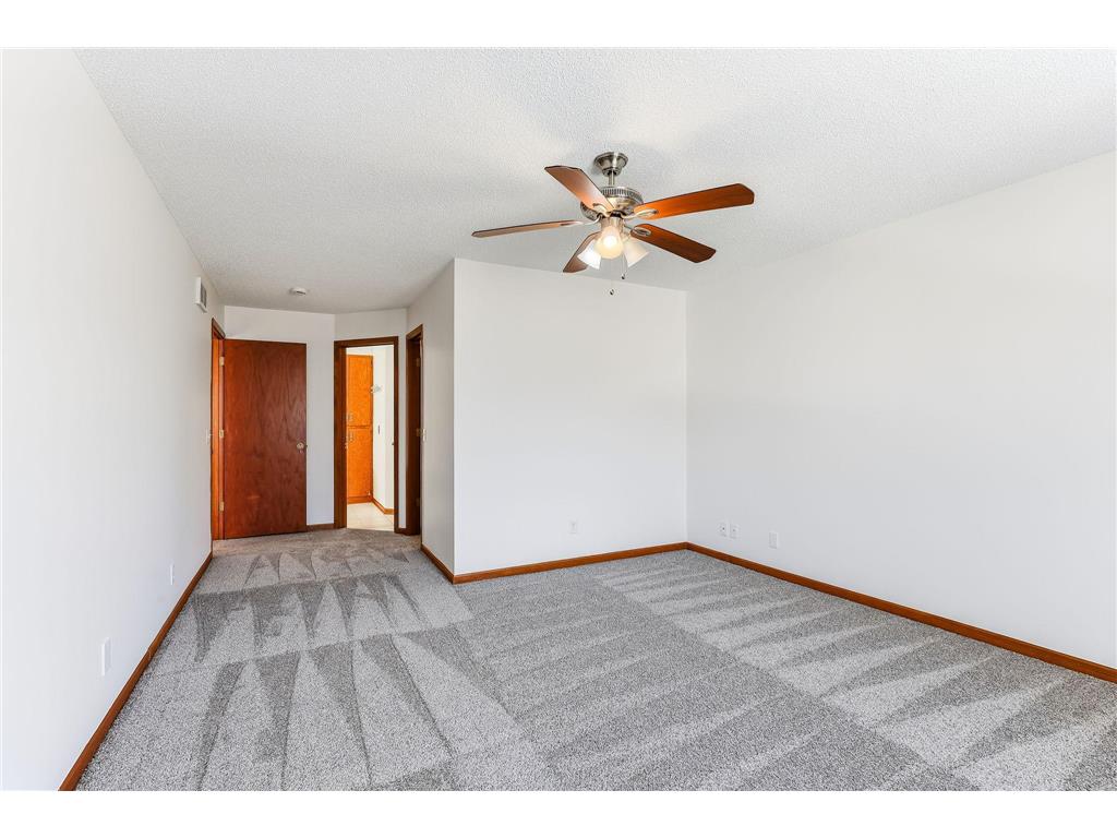 12525 Pinehurst Drive Burnsville MN 55337 7025476 image20
