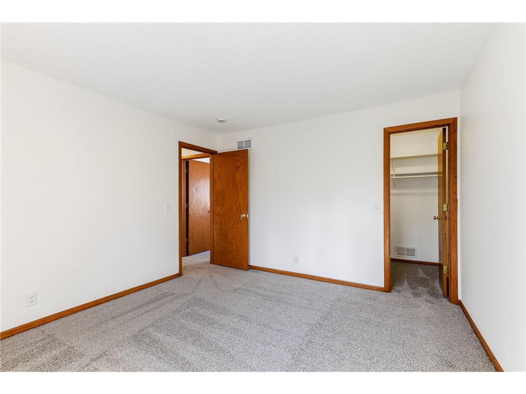 12525 Pinehurst Drive Burnsville MN 55337 7025476 image26