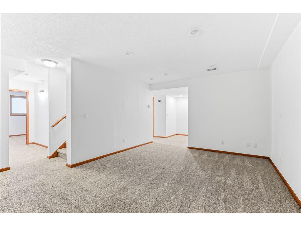 12525 Pinehurst Drive Burnsville MN 55337 7025476 image33