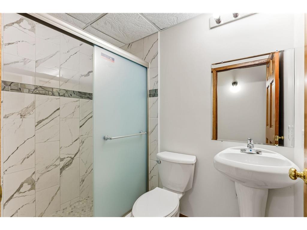 12525 Pinehurst Drive Burnsville MN 55337 7025476 image38